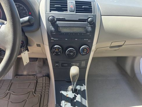 Used 2009 Toyota Corolla LE FWD image 21
