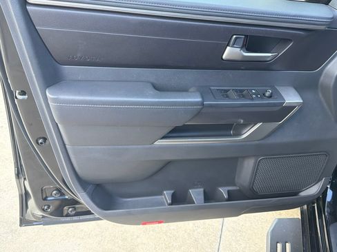 Used 2025 Toyota Tundra SR5 w/ SR5 Convenience Package AWD/4WD image 15