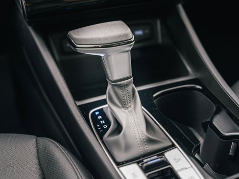 Used 2024 Hyundai Santa Cruz Night image 31