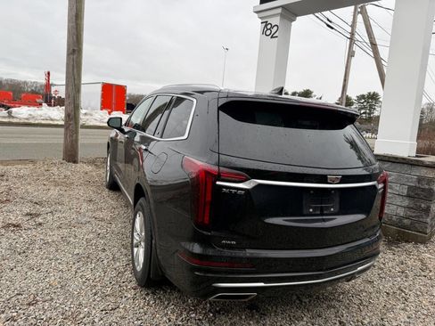 Used 2023 Cadillac XT6 Luxury image 8