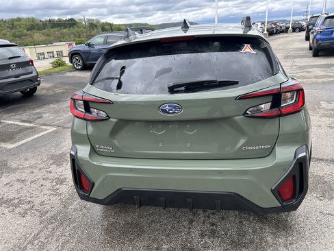 Certified 2024 Subaru Crosstrek 2.5i Limited w/ Crosstrek Mirror Package AWD/4WD image 11