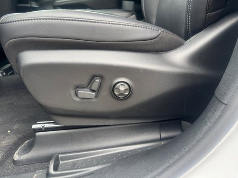 New 2026 Chrysler Voyager LX FWD image 14
