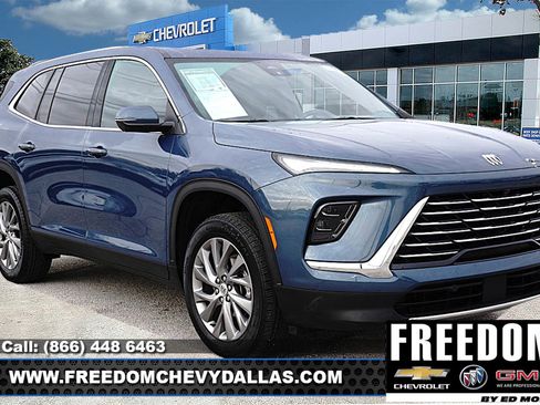 Used 2025 Buick Enclave Preferred image 1