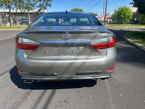Used 2018 Lexus ES 350 w/ Luxury Package w/Wood Trim FWD image 6