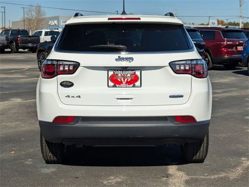 New 2026 Jeep Compass Latitude image 6