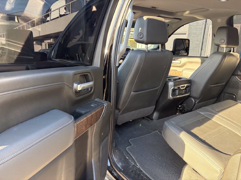Used 2021 GMC Sierra 2500 Denali w/ Denali Ultimate Package AWD/4WD image 25