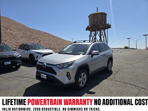 Used 2022 Toyota RAV4 XLE w/ Convenience Package FWD image 1