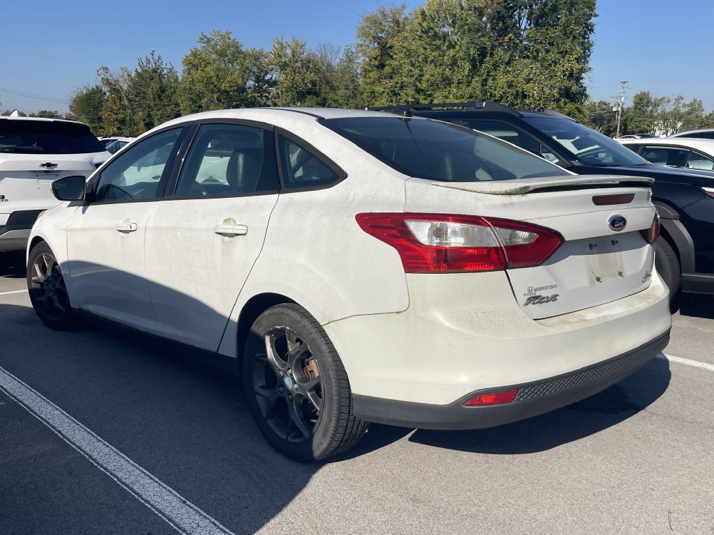 Used 2013 Ford Focus SE FWD image 4