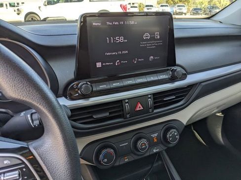 Used 2022 Kia Forte LXS image 23