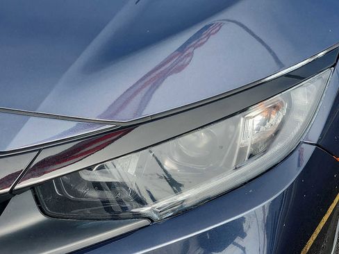 Used 2020 Honda Civic LX image 8