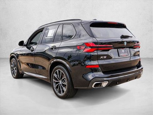 Used 2026 BMW X5 xDrive40i AWD/4WD image 7