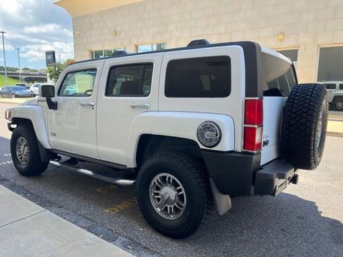 Used 2008 HUMMER H3 Luxury AWD/4WD image 6