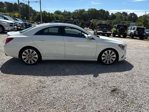 Used 2018 Mercedes-Benz CLA 250 4MATIC image 9