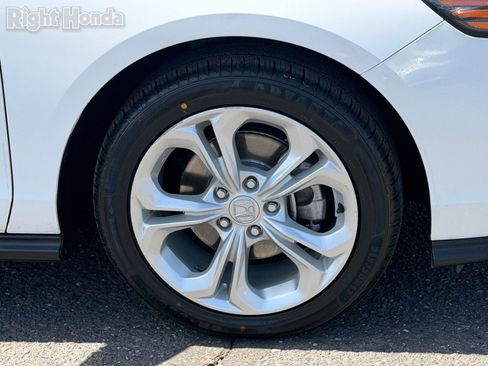 Certified 2023 Honda Accord LX image 12