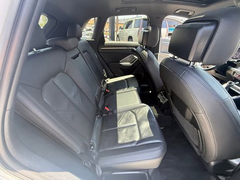 Used 2019 Audi Q3 2.0T Premium Plus w/ Premium Plus Package image 18