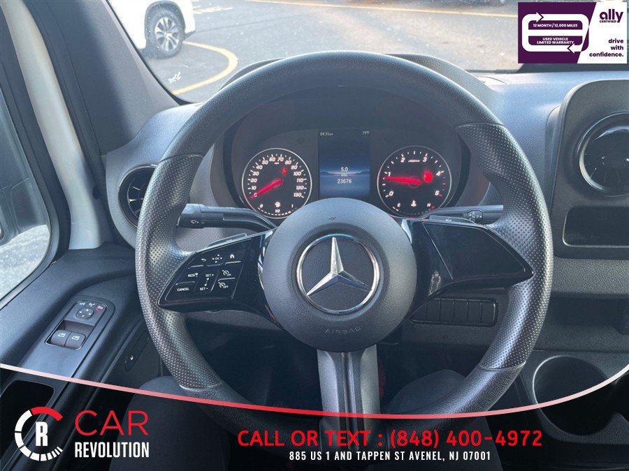 Used 2025 Mercedes-Benz Sprinter 2500 image 21