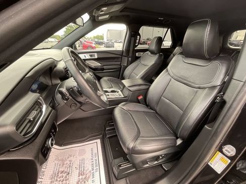 Used 2023 Ford Explorer ST w/ Equipment Group 401A AWD/4WD image 12