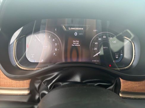 Used 2023 RAM 1500 Limited w/ Bed Utility Group image 31