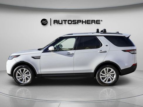 Used 2018 Land Rover Discovery SE image 5
