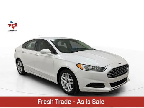 Used 2016 Ford Fusion SE FWD image 1