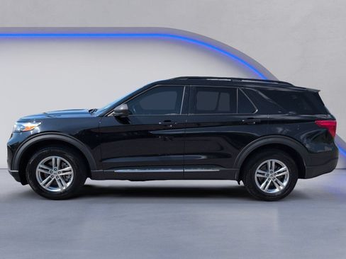 Used 2023 Ford Explorer XLT RWD image 11
