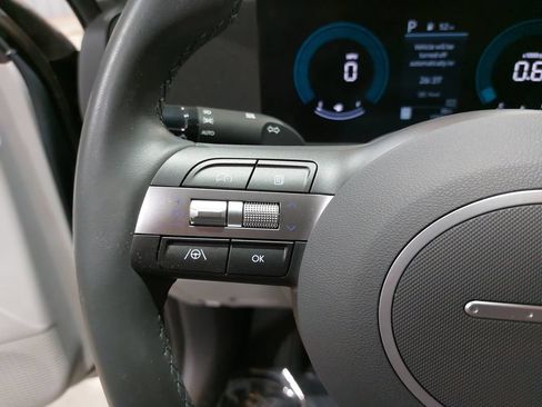 Certified 2025 Hyundai Kona SEL FWD image 18