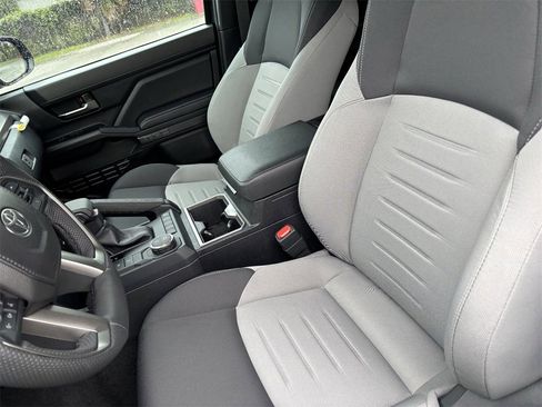 Used 2026 Toyota Tacoma TRD Sport image 21