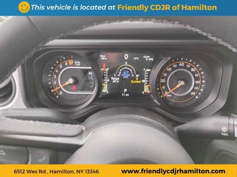 New 2025 Jeep Gladiator Sport image 14