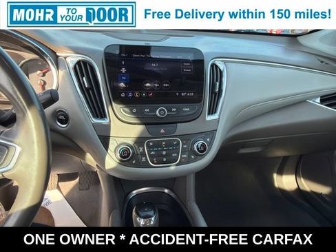 Used 2019 Chevrolet Malibu Premier FWD image 22