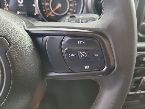 Used 2023 Jeep Wrangler Sport S image 28