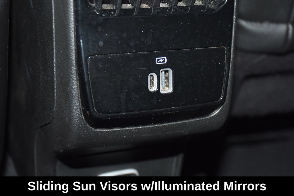 Used 2025 Jeep Compass Latitude w/ Sun & Sound Group AWD/4WD image 28