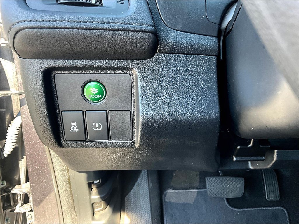 Used 2022 Honda HR-V LX image 17