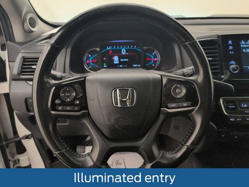 Used 2020 Honda Pilot Touring image 32