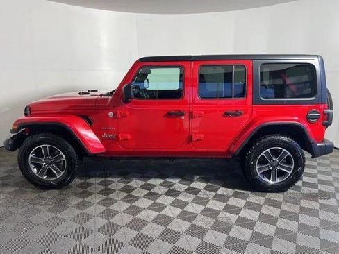 Certified 2023 Jeep Wrangler Unlimited Sahara AWD/4WD image 5