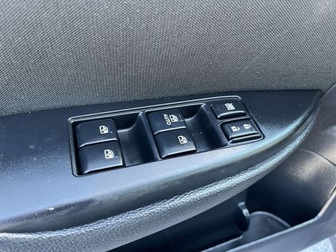 Used 2013 Subaru Legacy 2.5i Premium image 17