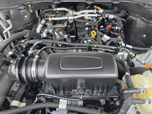 Used 2021 Ford Explorer XLT w/ Equipment Group 202A image 22