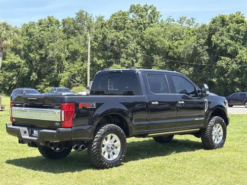 Used 2022 Ford F350 Platinum AWD/4WD image 7