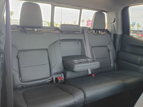 Used 2019 Chevrolet Silverado 1500 LT w/ All-Star Edition AWD/4WD image 32