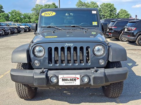 Certified 2017 Jeep Wrangler Sport w/ Quick Order Package 24S AWD/4WD image 35