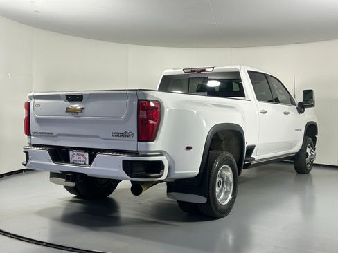 Used 2023 Chevrolet Silverado 3500 High Country image 7