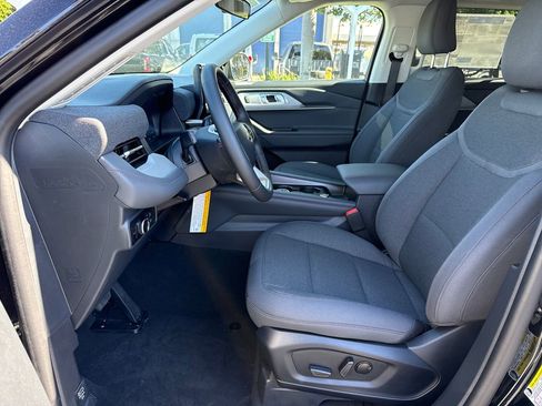 New 2026 Ford Explorer Active image 19