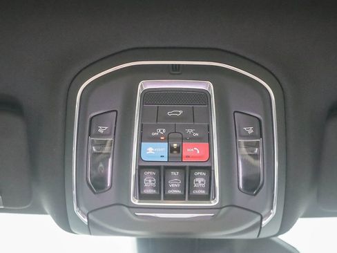 Used 2023 Jeep Grand Cherokee 4WD 4xe image 24