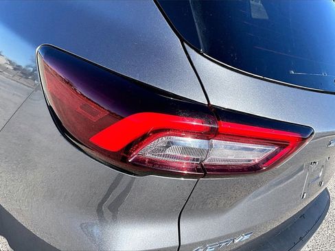 Used 2025 Ford Escape Active image 25