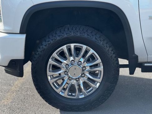 Used 2022 Chevrolet Silverado 3500 High Country w/ Safety Package II image 16