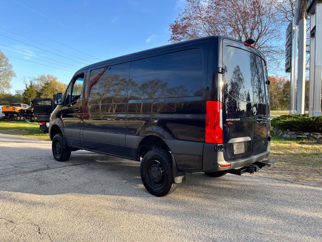 Used 2024 Mercedes-Benz Sprinter 2500 image 10