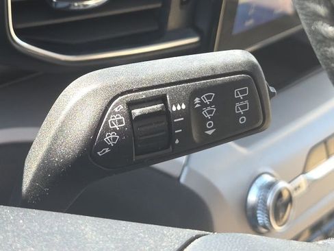 Certified 2023 Ford Explorer XLT w/ Equipment Group 202A image 46