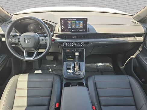 Used 2025 Honda CR-V Sport-L image 10