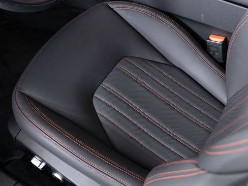 Used 2023 Maserati Ghibli Modena image 35