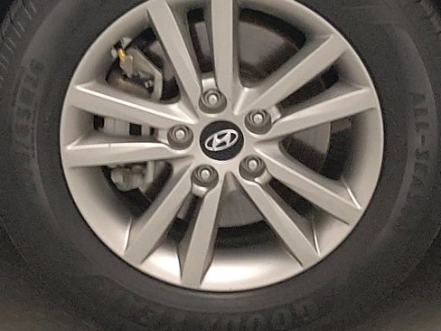 Used 2017 Hyundai Sonata SE image 31