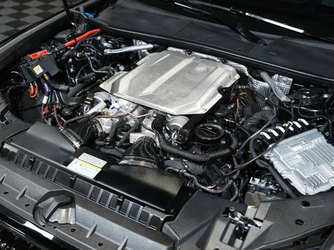 Used 2024 Audi RS 6 performance image 53